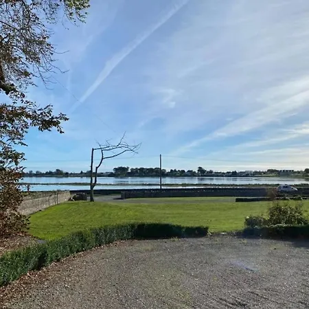 The Courtyard Queensborough Vakantiehuis *