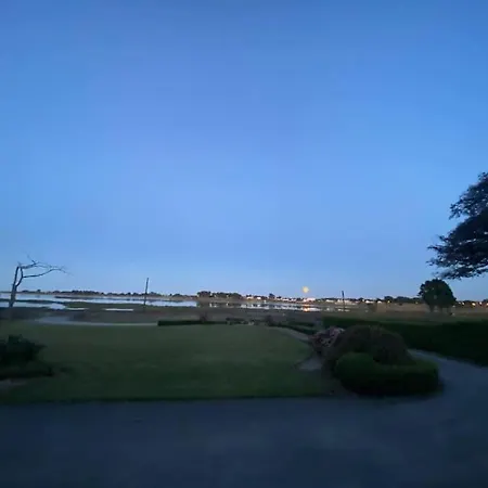 度假居 The Courtyard Queensborough 德罗赫达
